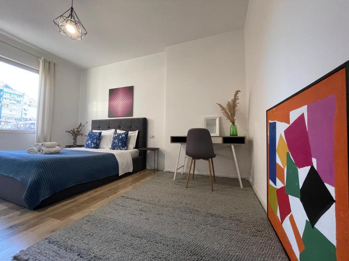 Myslym Shyri'S Apartments Тирана Екстер'єр фото