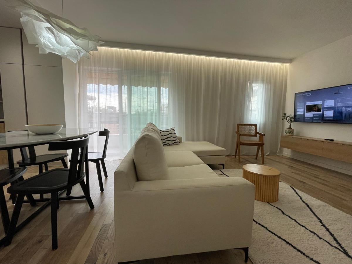 Myslym Shyri'S Apartments Тирана Екстер'єр фото