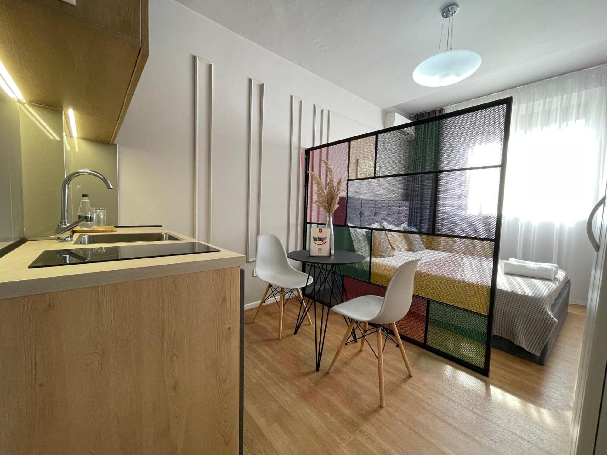 Myslym Shyri'S Apartments Тирана Екстер'єр фото